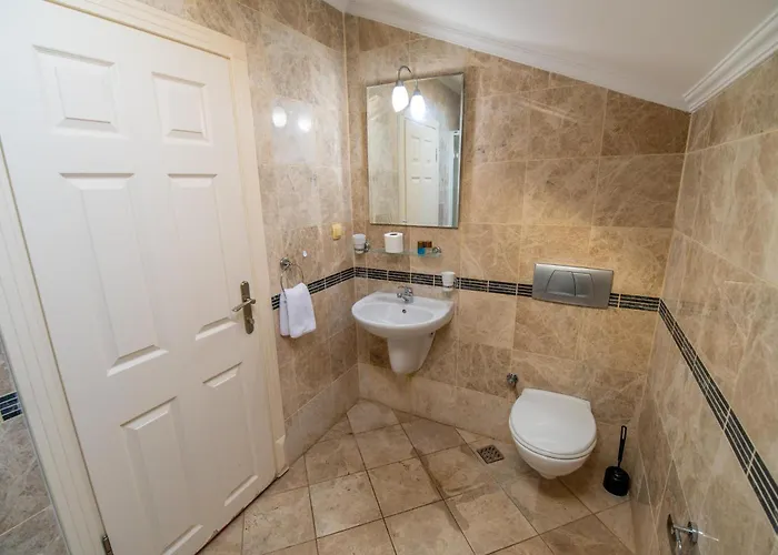 Sunset Beach Club Aqualettings Neptune 6 Апартаменты *